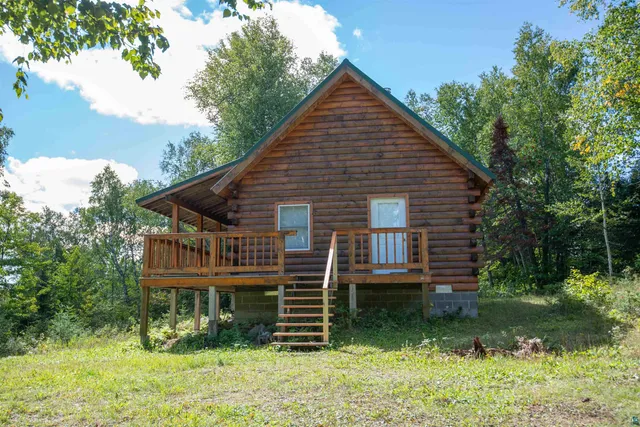 $289,000 | 1808 Tom Lake Road, Hovland, MN 55606