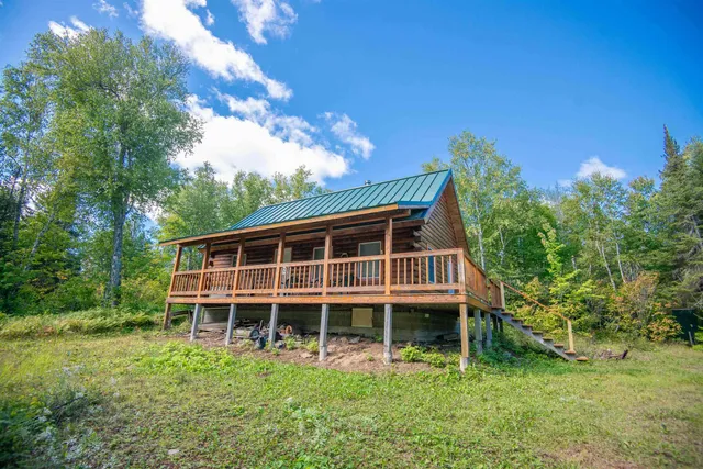 $289,000 | 1808 Tom Lake Road, Hovland, MN 55606