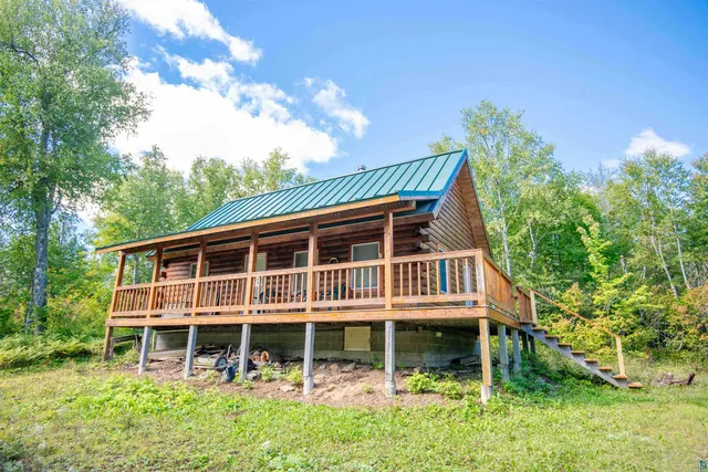 $289,000 | 1808 Tom Lake Road, Hovland, MN 55606