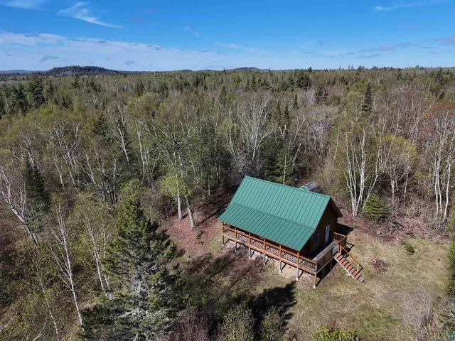 $289,000 | 1808 Tom Lake Road, Hovland, MN 55606