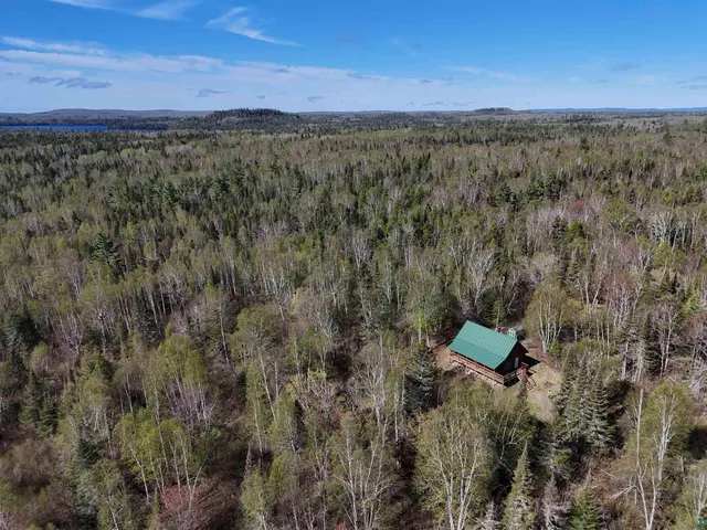 $289,000 | 1808 Tom Lake Road, Hovland, MN 55606