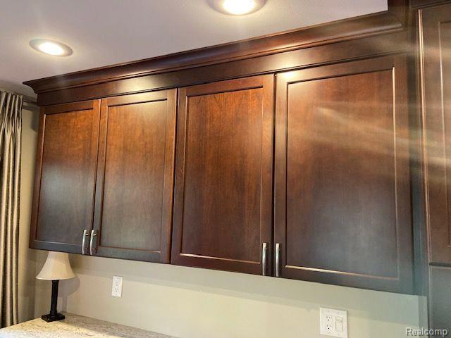 1931 Allenway Court Rochester Hills, MI 48309 - Photo 13 of 42