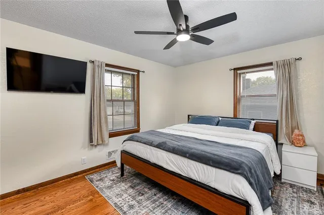 $230,000 | 806 Mohawk Avenue, Independence, MO 64056