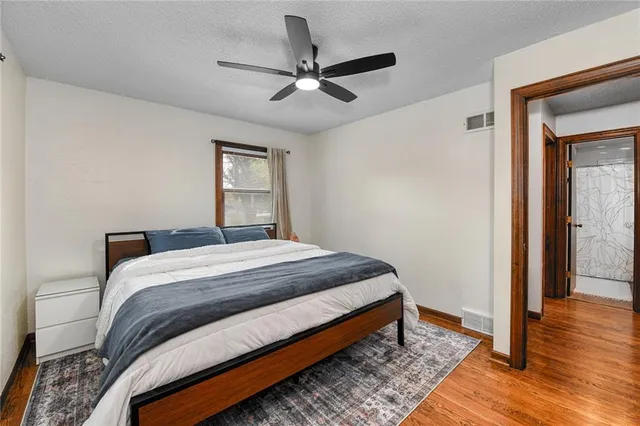 $230,000 | 806 Mohawk Avenue, Independence, MO 64056