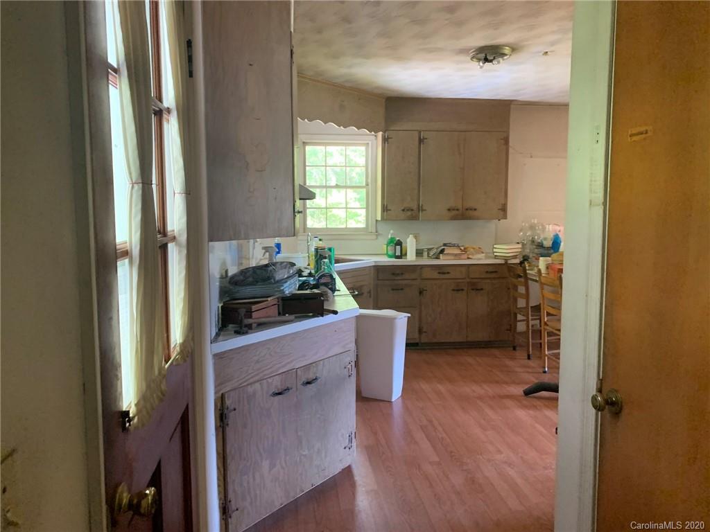 220 Landrum Road Columbus, NC 28722 - Photo 14 of 19