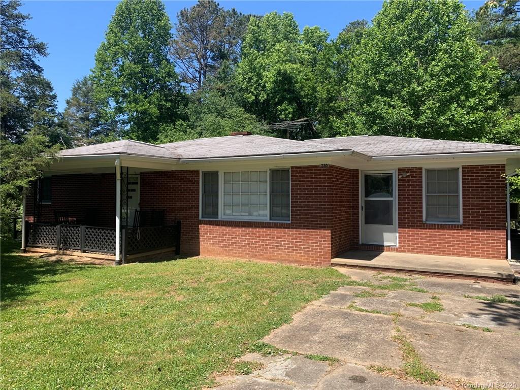 220 Landrum Road Columbus, NC 28722 - Photo 3 of 19