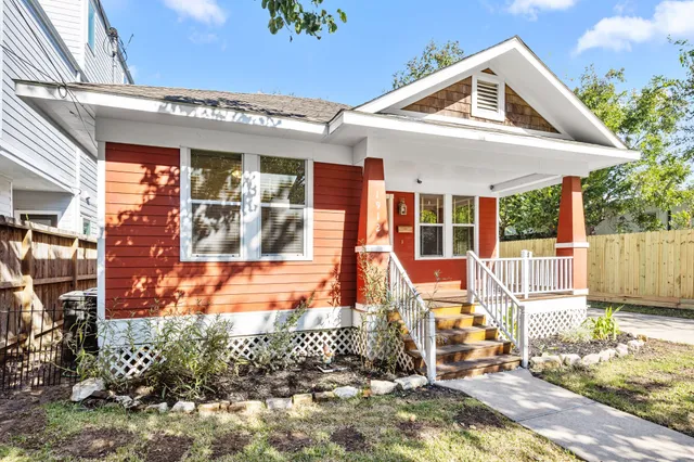 $3,000 | 1912 Shearn Street, Houston, TX 77007