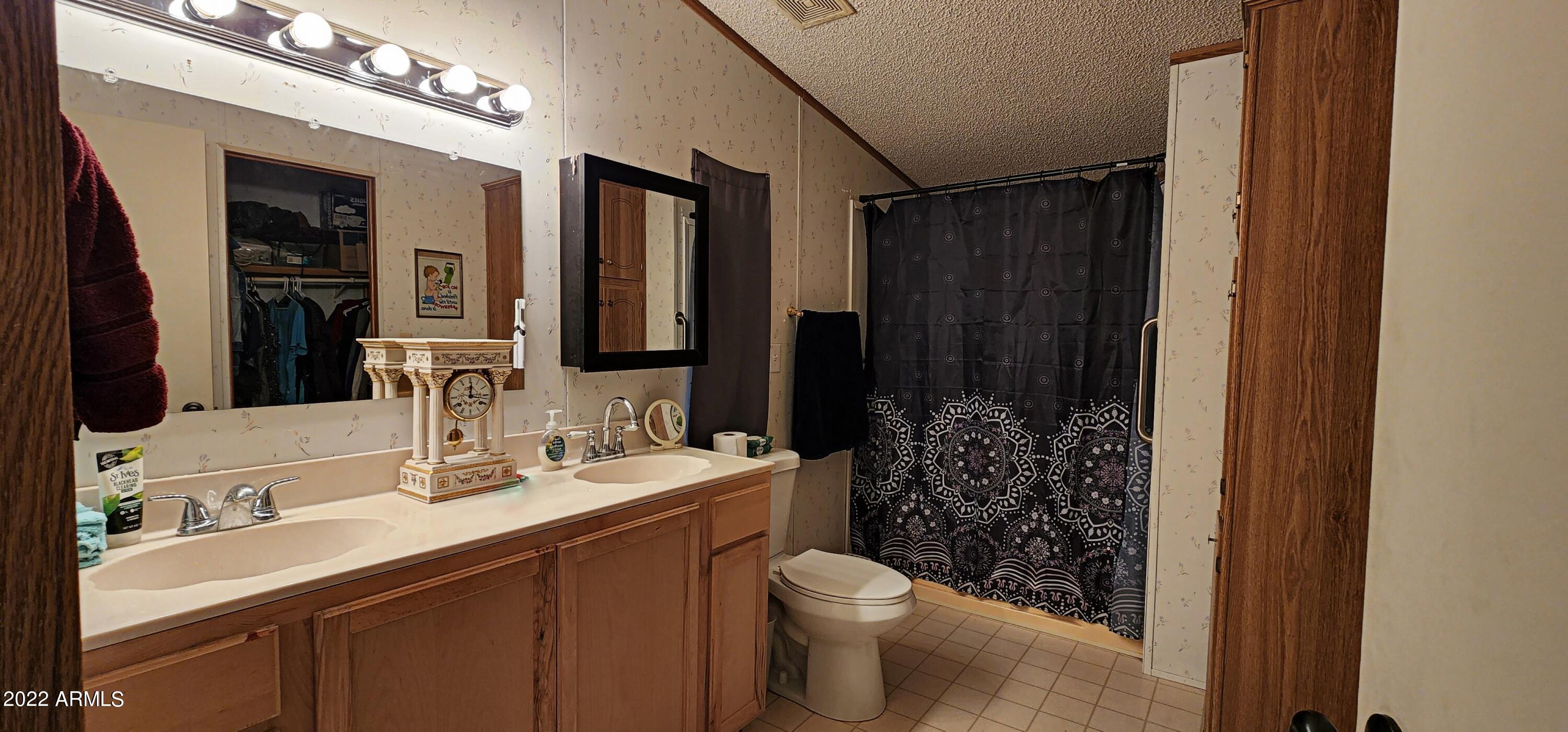 1105 Ranch House Road Paulden, AZ 86334 - Photo 23 of 42 Master Bath view 1