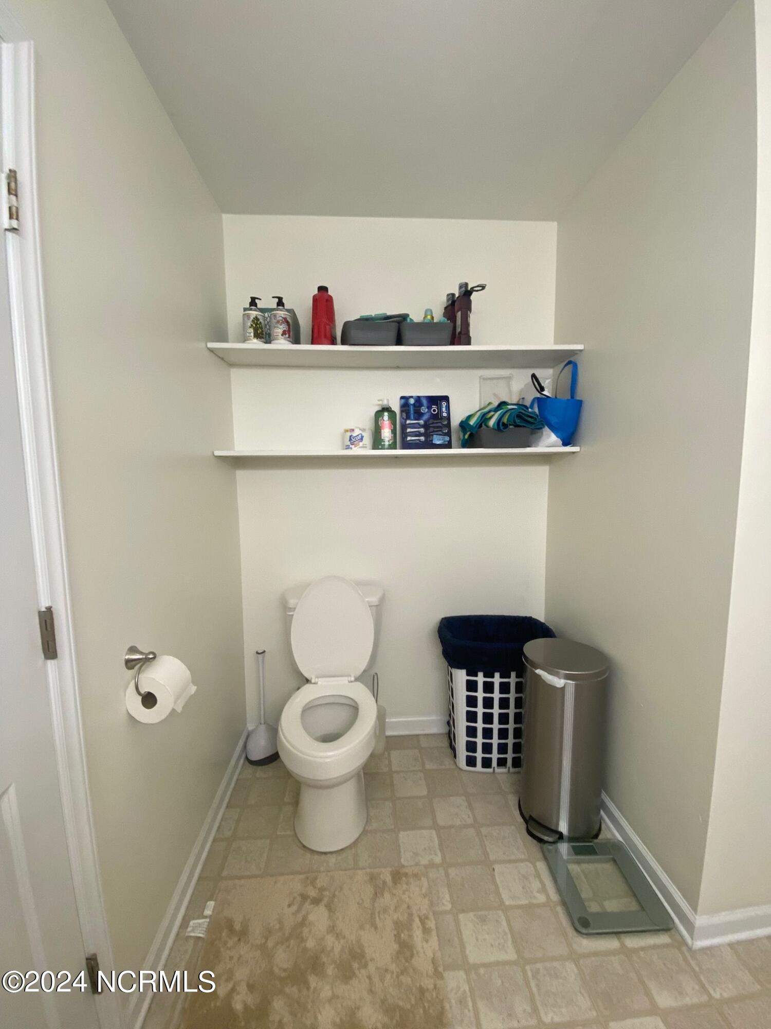 159 Crooked Run Drive New Bern, NC 28560 - Photo 16 of 18 Master Bathroom 2_159