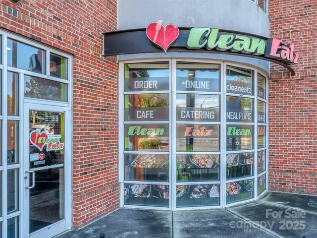 $525,000 | 2074 Ayrsley Town Boulevard, Charlotte, NC 28273