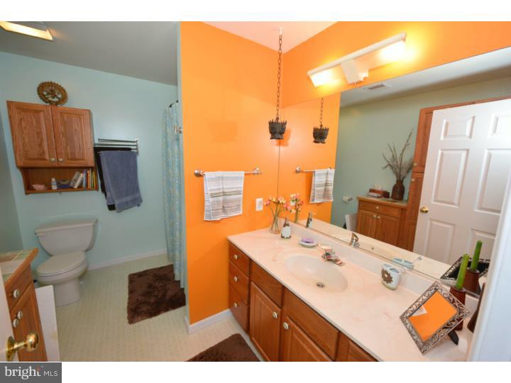 8121 Covered Bridge Road Quakertown, PA 18951 - Photo 20 of 25 Bathroom