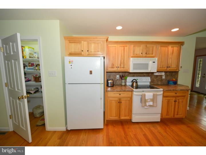 8121 Covered Bridge Road Quakertown, PA 18951 - Photo 9 of 25 Gallery Image 9