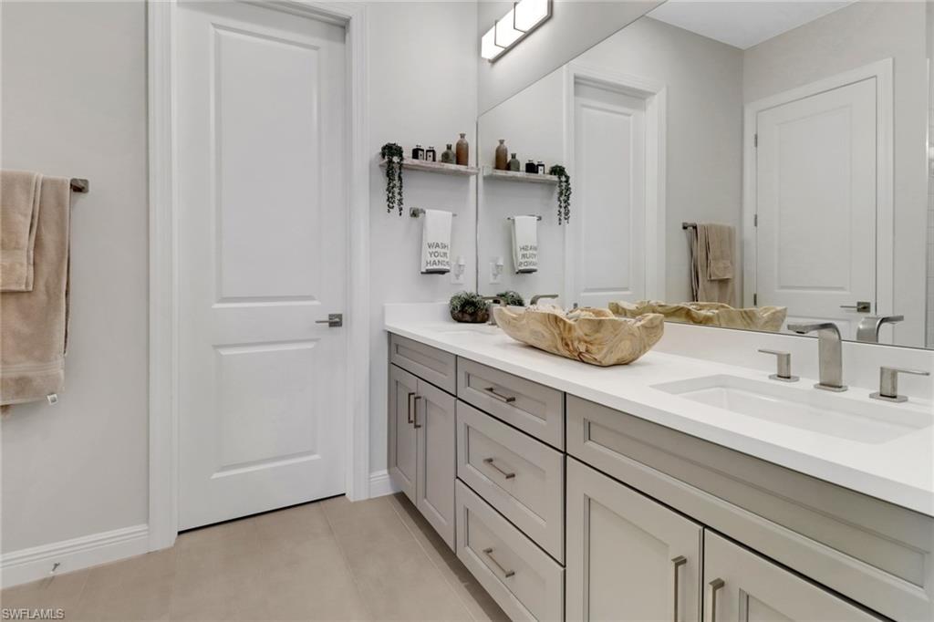 9048 Mayreau Way Naples, FL 34114 - Photo 19 of 50