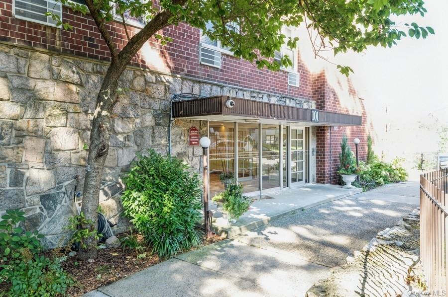 101 Highland Avenue, Unit 2C, Yonkers, NY 10705 Compass