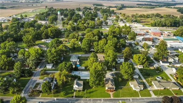 $219,900 | 111 West Clara Avenue, Alma, MO 64001