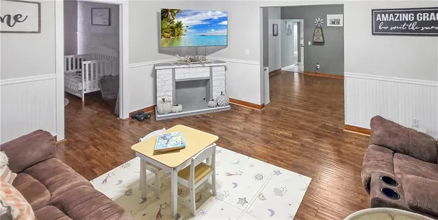 $224,900 | 111 West Clara Avenue, Alma, MO 64001