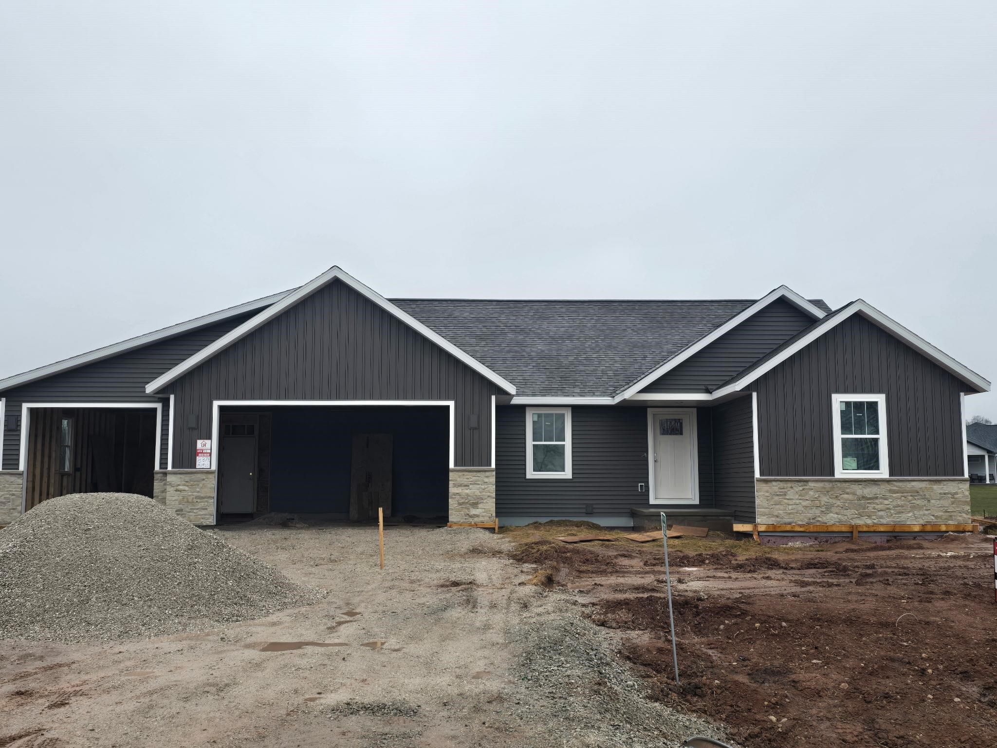 8375 Marlo Avenue Neenah, WI 54956 - Photo 1 of 1