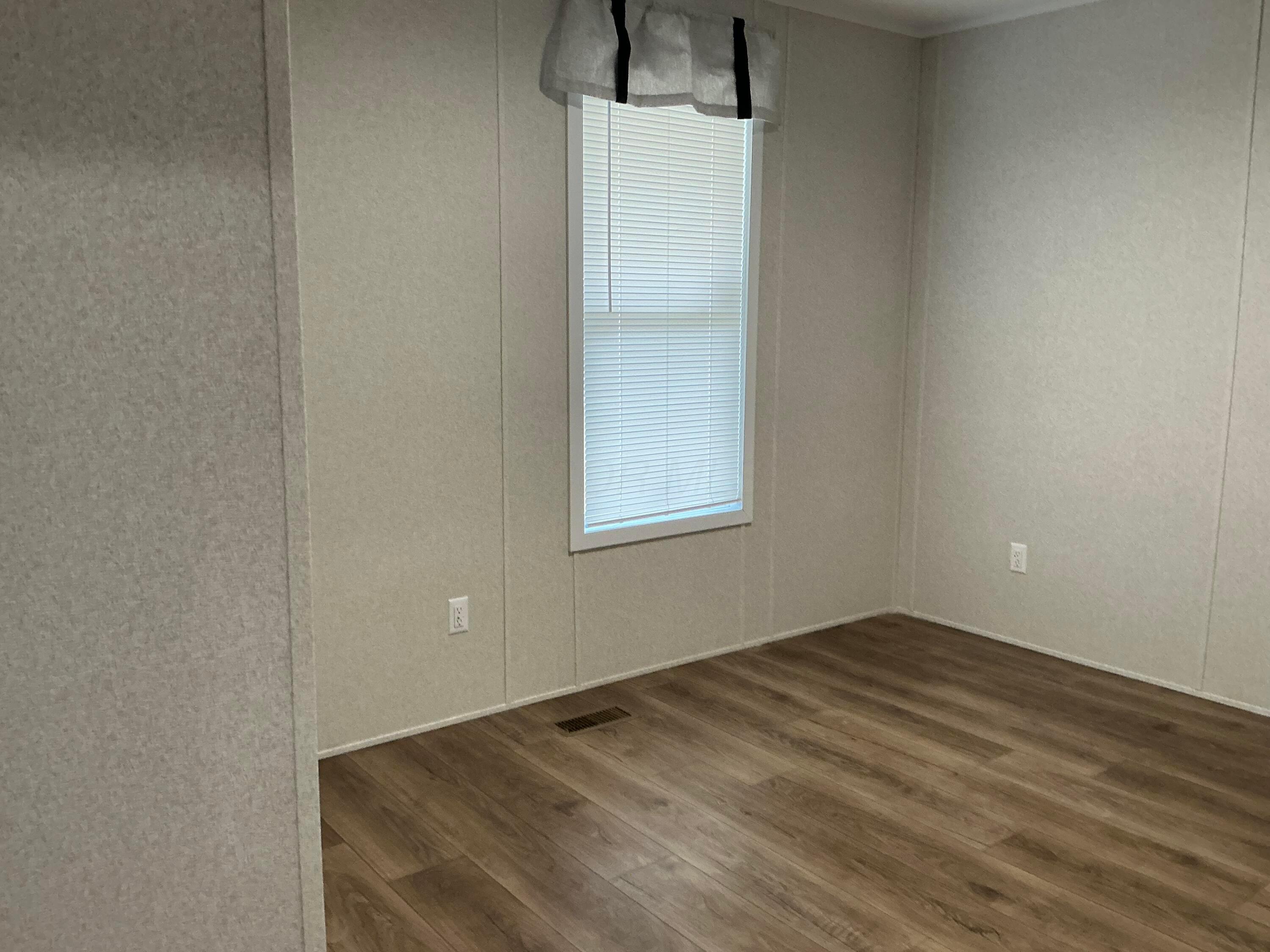 1330 Hanover Road, Unit 139 Delaware, OH 43015 - Photo 17 of 21 IMG_1422