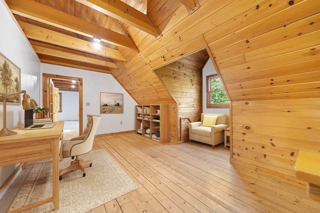 285 River Road Hudson, MA 01749 - Photo 5 of 35