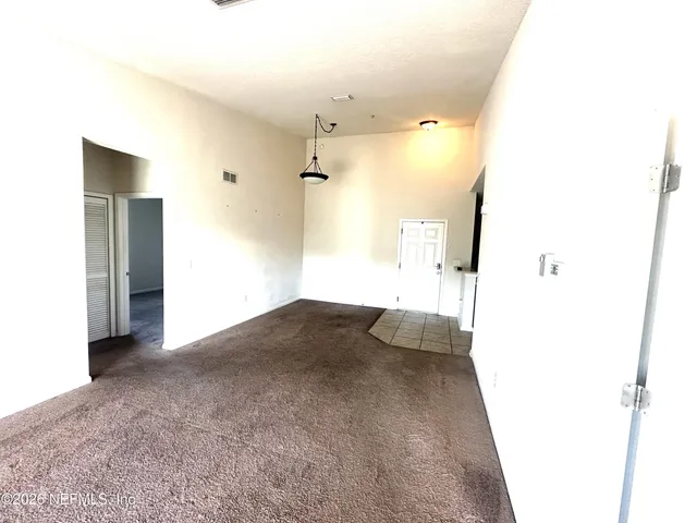 $1,500 | 8201 Green Parrot Road, Unit 307, Jacksonville, FL 32256