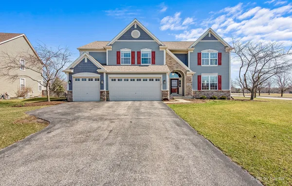 $585,000 | 601 Meade Boulevard, North Aurora, IL 60542