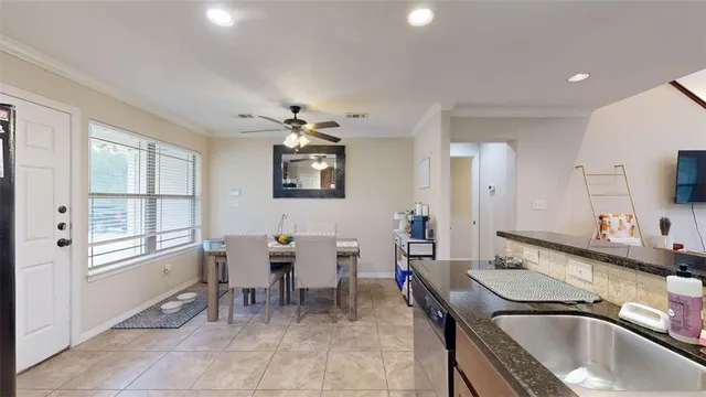 $3,600 | 454 Chimney Hill Drive, College Station, TX 77840