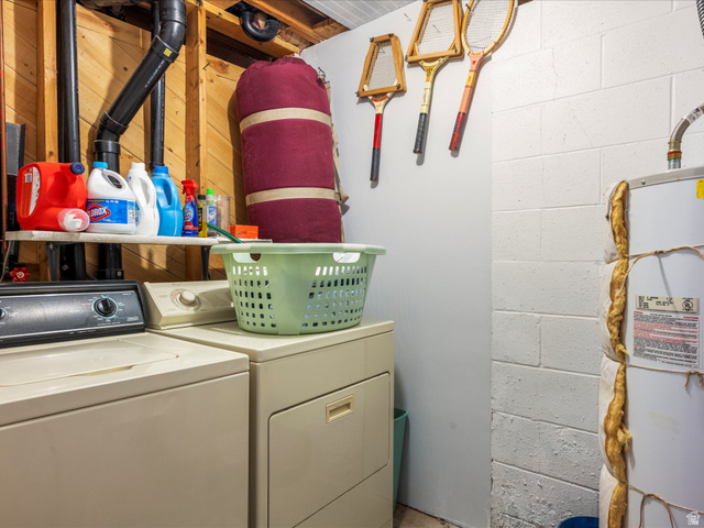 371 Lewis Loop, Unit 29 Fish Haven, ID 83287 - Photo 39 of 40 Dedicated laundry area featuring a washer and dryer unit