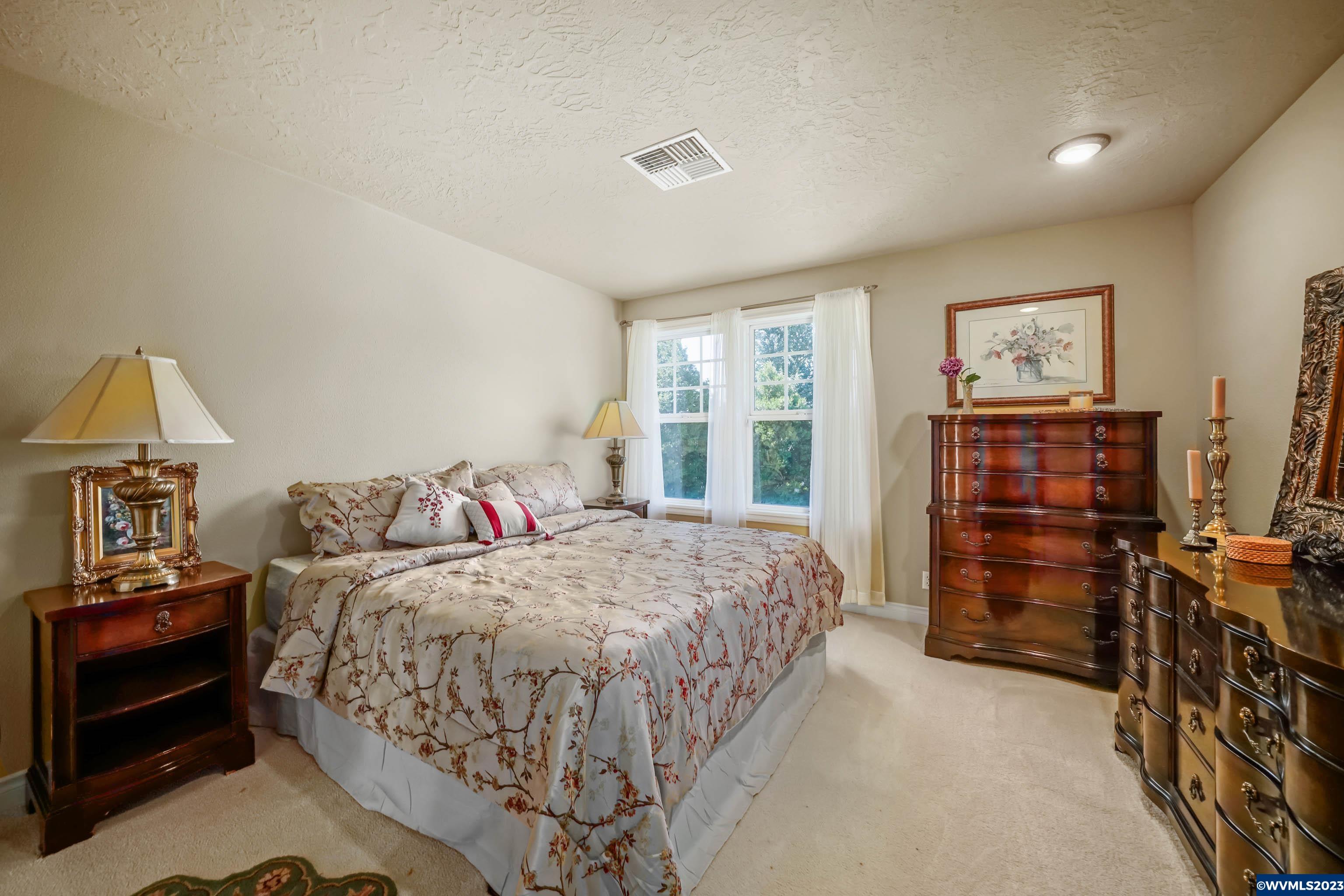 8245 Enchanted Ridge Court Southeast Turner, OR 97392 - Photo 36 of 42 Gallery Image 36