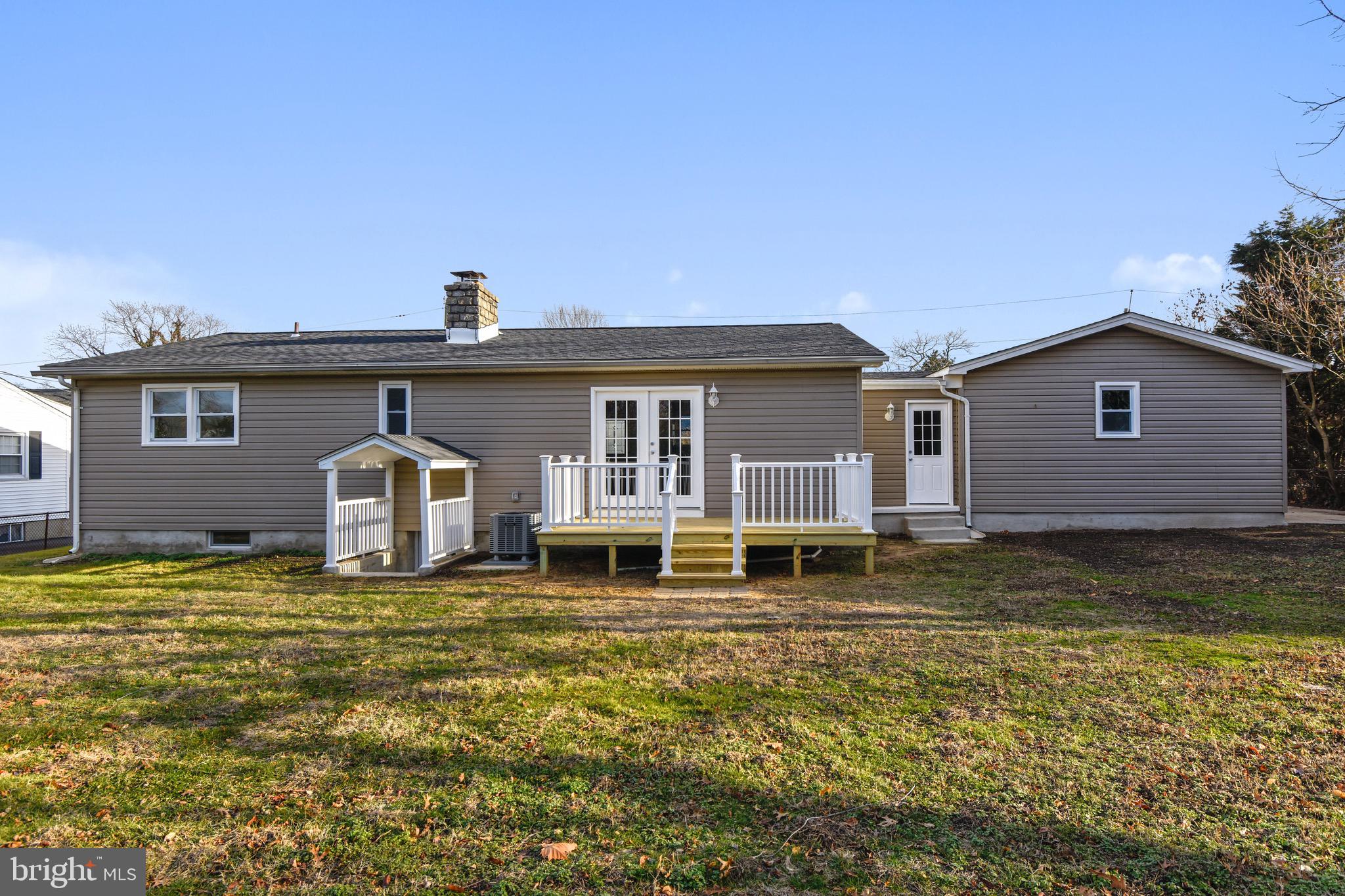 250 Asbury Road Pasadena, MD 21122 - Photo 24 of 36 Spacious, level back yard