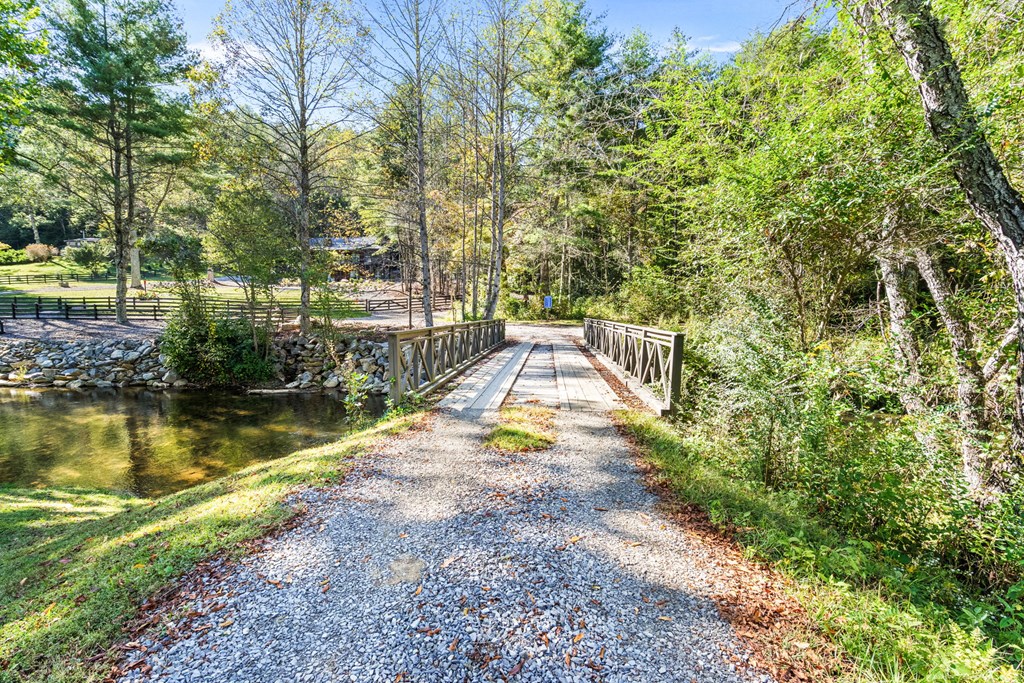 220 Haven Lane Murphy, NC 28906 - Photo 8 of 67 a view of a house with a yard and sitting area