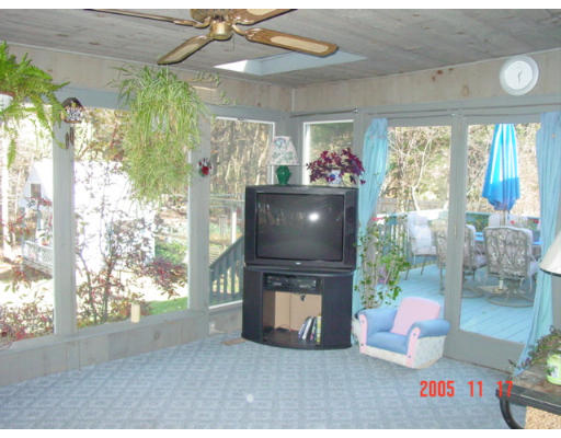 96 Plymouth Road Bellingham, MA 02019 - Photo 5 of 7 Gallery Image 5