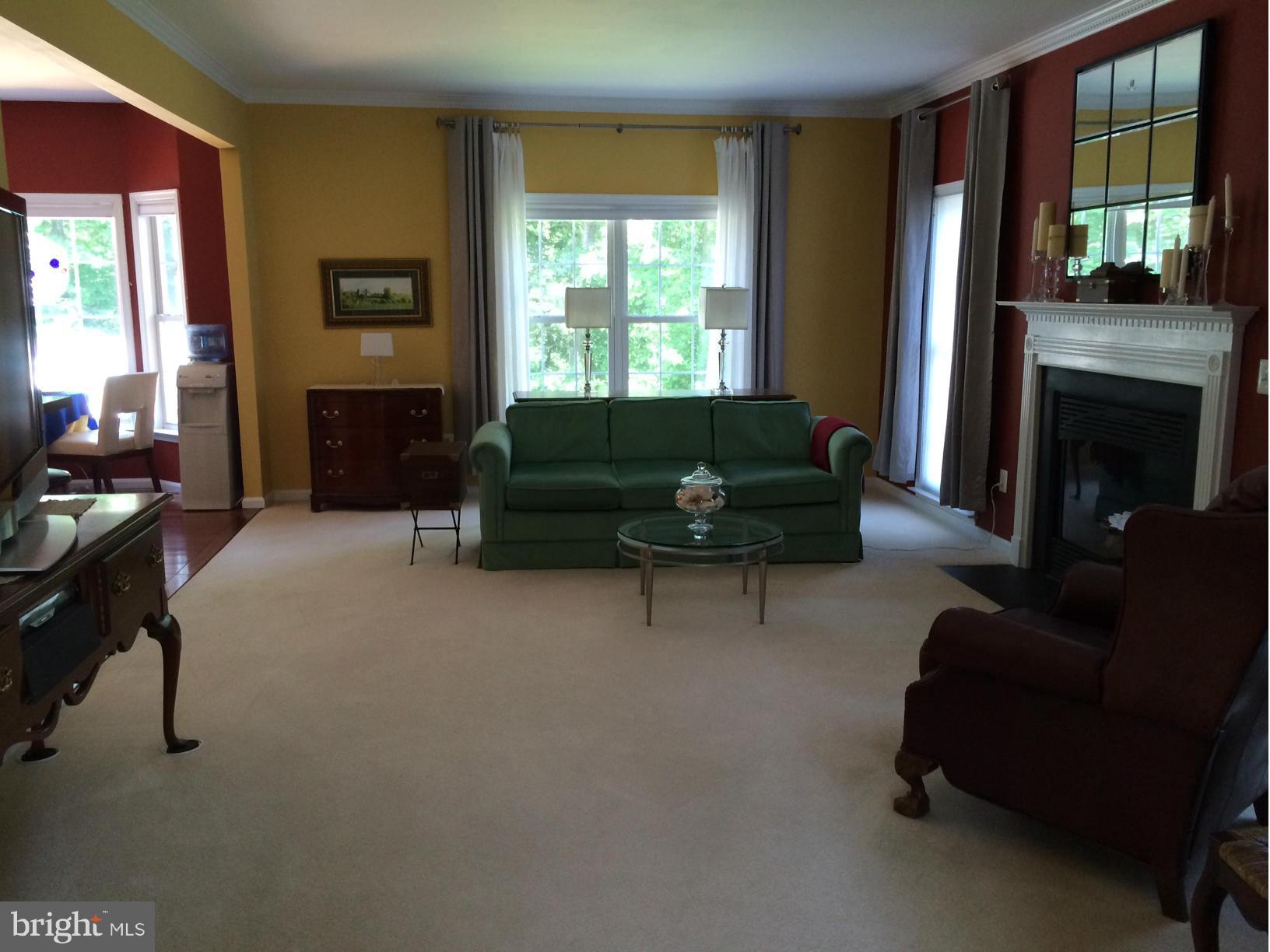 1850 Rudolph Lane Lusby, MD 20657 - Photo 11 of 30 Living Room