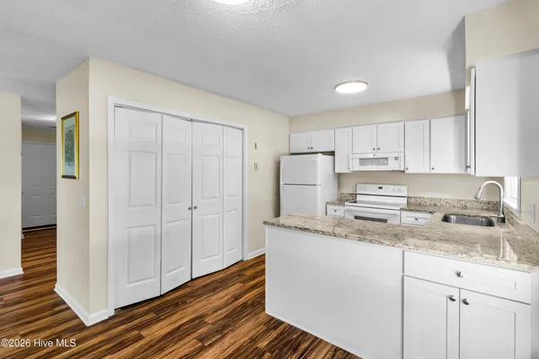 $140,000 | 106 West Victoria Court, Unit A, Greenville, NC 27834