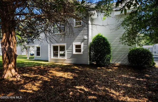 $140,000 | 106 West Victoria Court, Unit A, Greenville, NC 27834