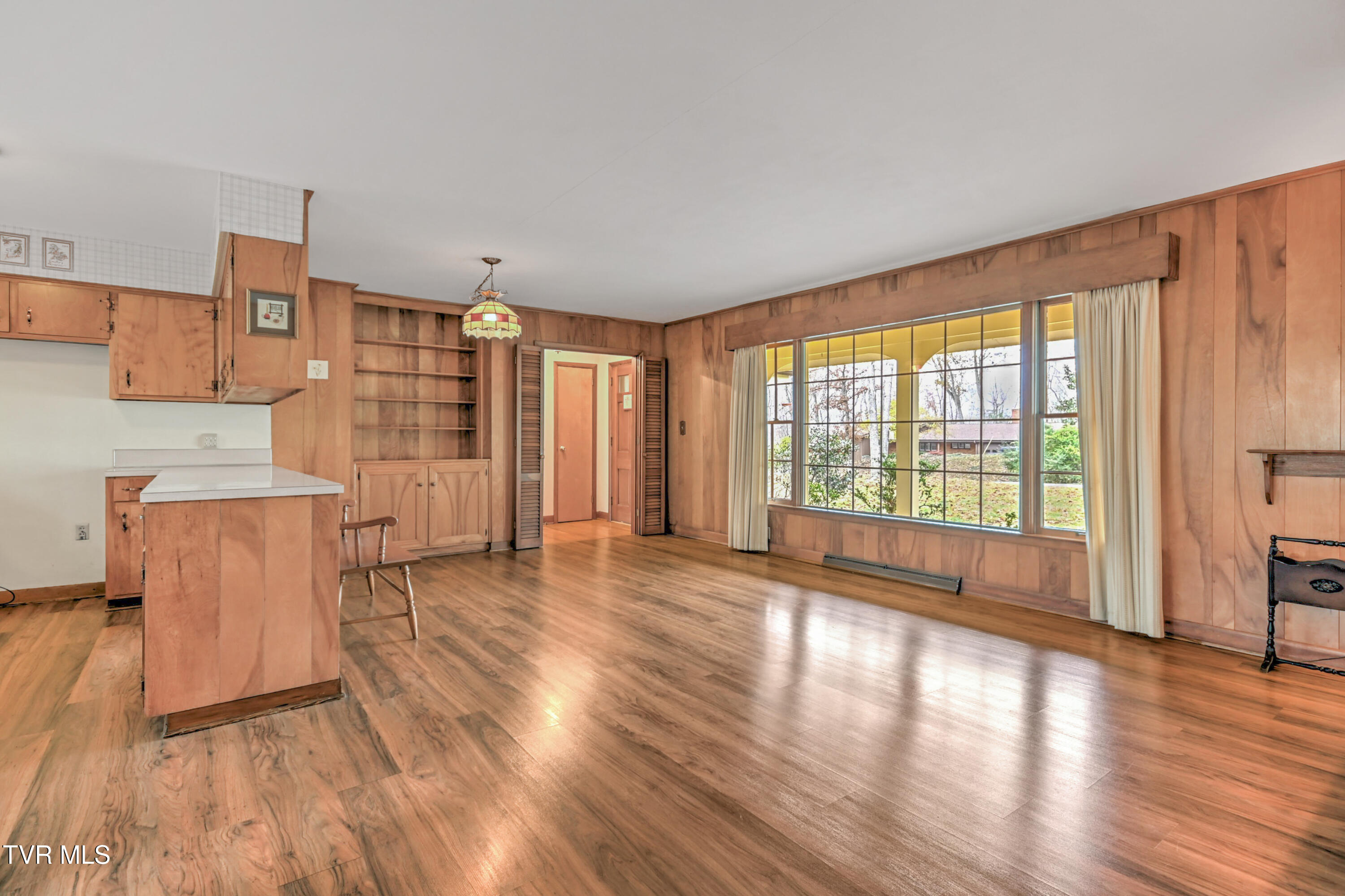 4404 Chickasaw Road Kingsport, TN 37664 - Photo 13 of 48 4044 Chicksaw TN-17