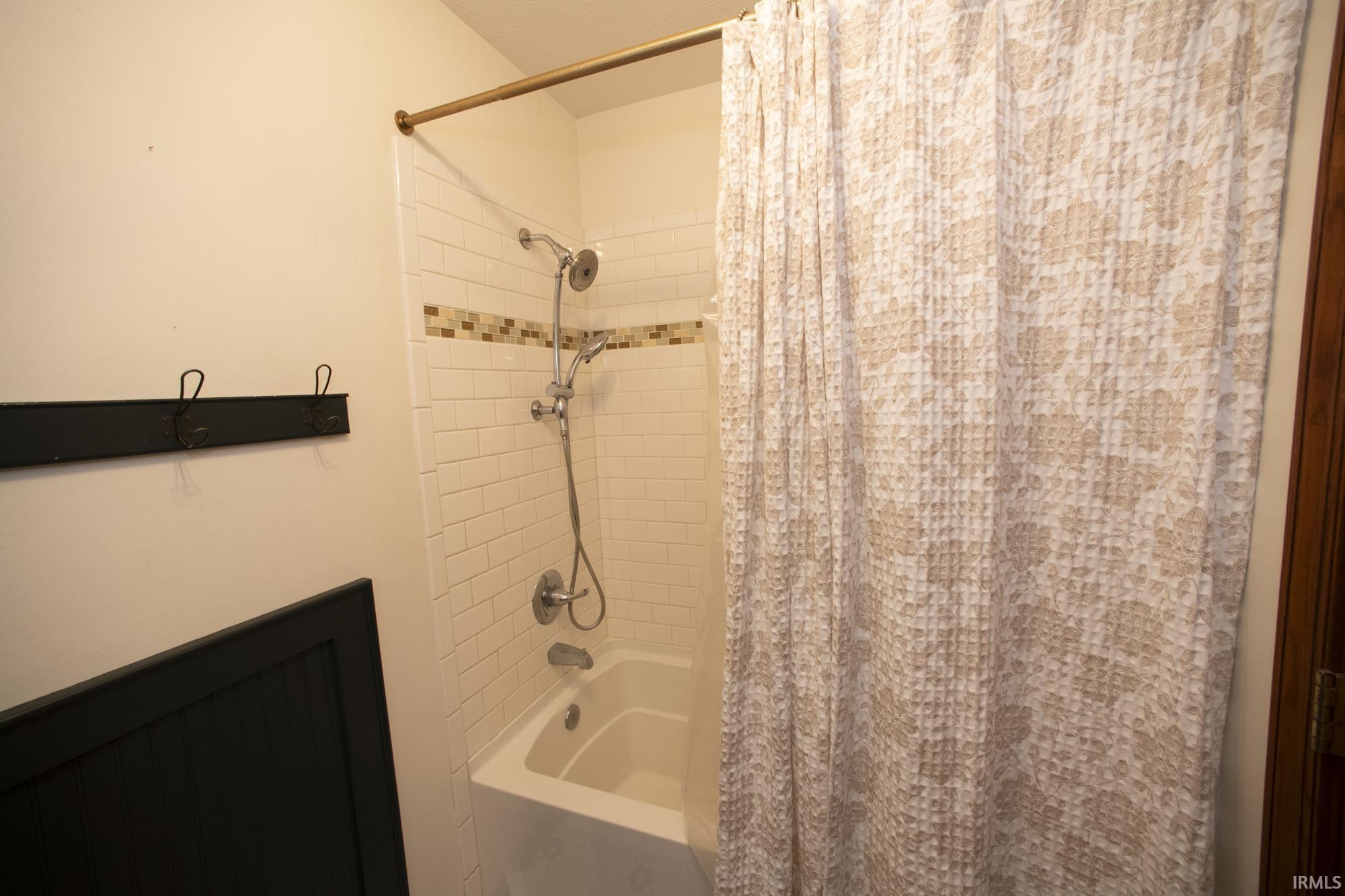 6548 South Hart Street Road Monroe City, IN 47557 - Photo 13 of 35