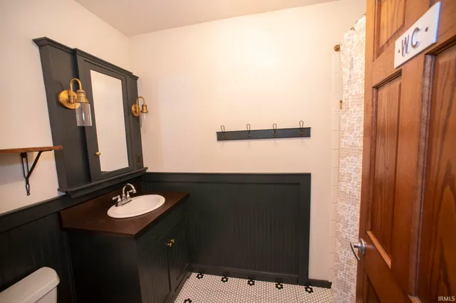 $475,000 | 6548 South Hart Street Road, Monroe City, IN 47557