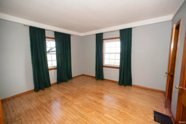 $475,000 | 6548 South Hart Street Road, Monroe City, IN 47557