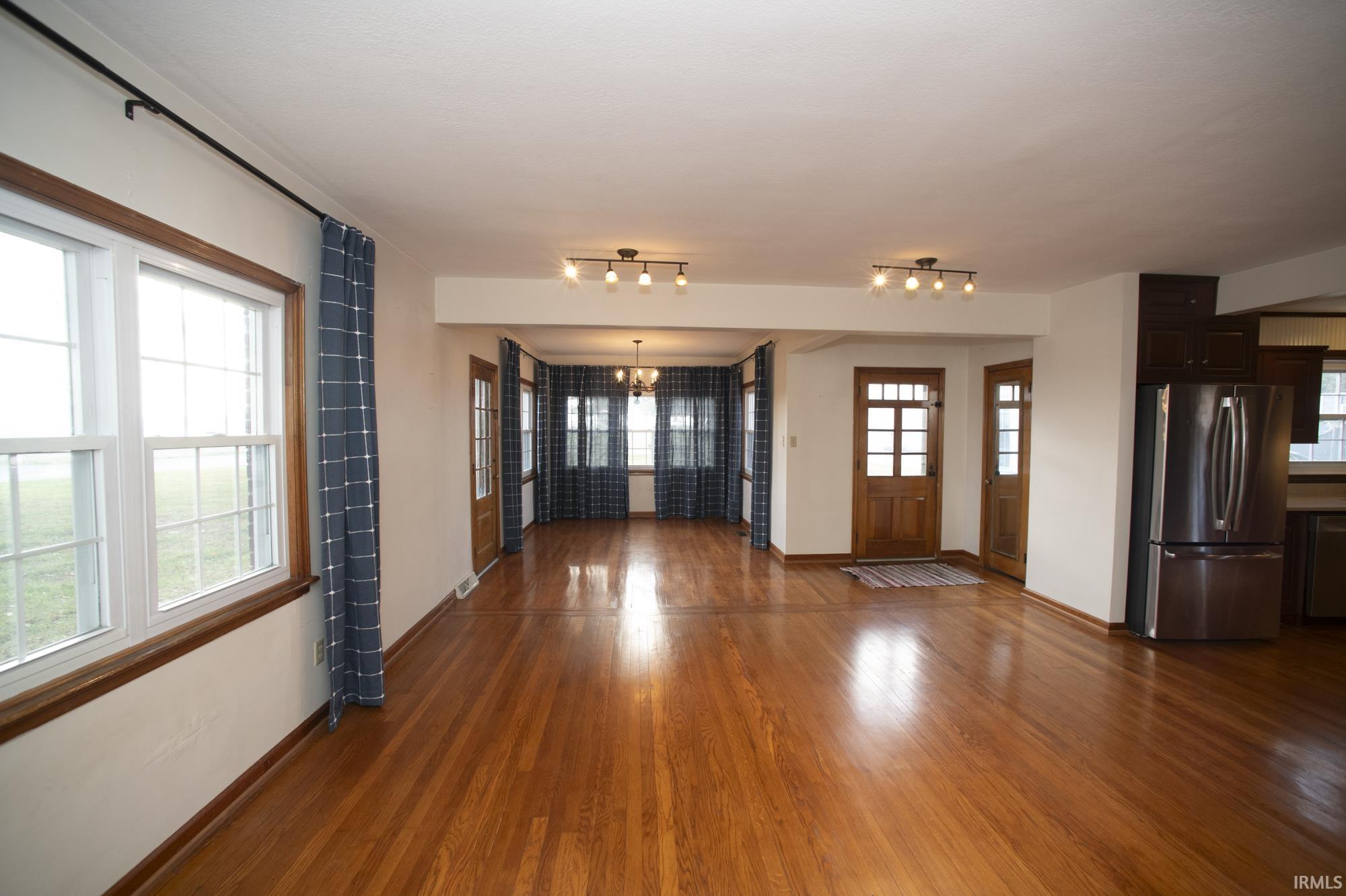 6548 South Hart Street Road Monroe City, IN 47557 - Photo 5 of 35