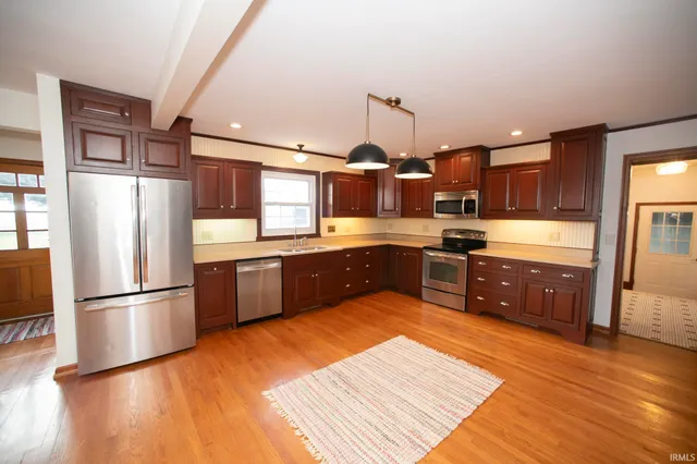 $475,000 | 6548 South Hart Street Road, Monroe City, IN 47557