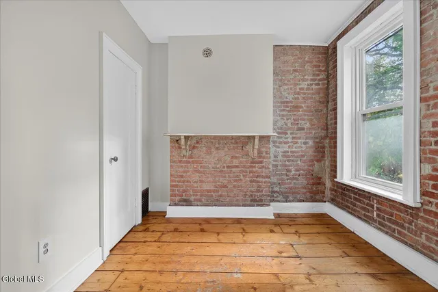 $249,000 | 98 Livingston Avenue, Albany, NY 12207