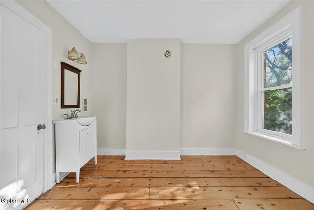 $249,000 | 98 Livingston Avenue, Albany, NY 12207