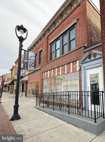 $1,400 | 55 South 3rd Street, Unit 1, Oxford, PA 19363