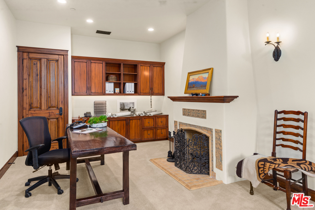 2662 Santa Maria Road Topanga, CA 90290 - Photo 19 of 53