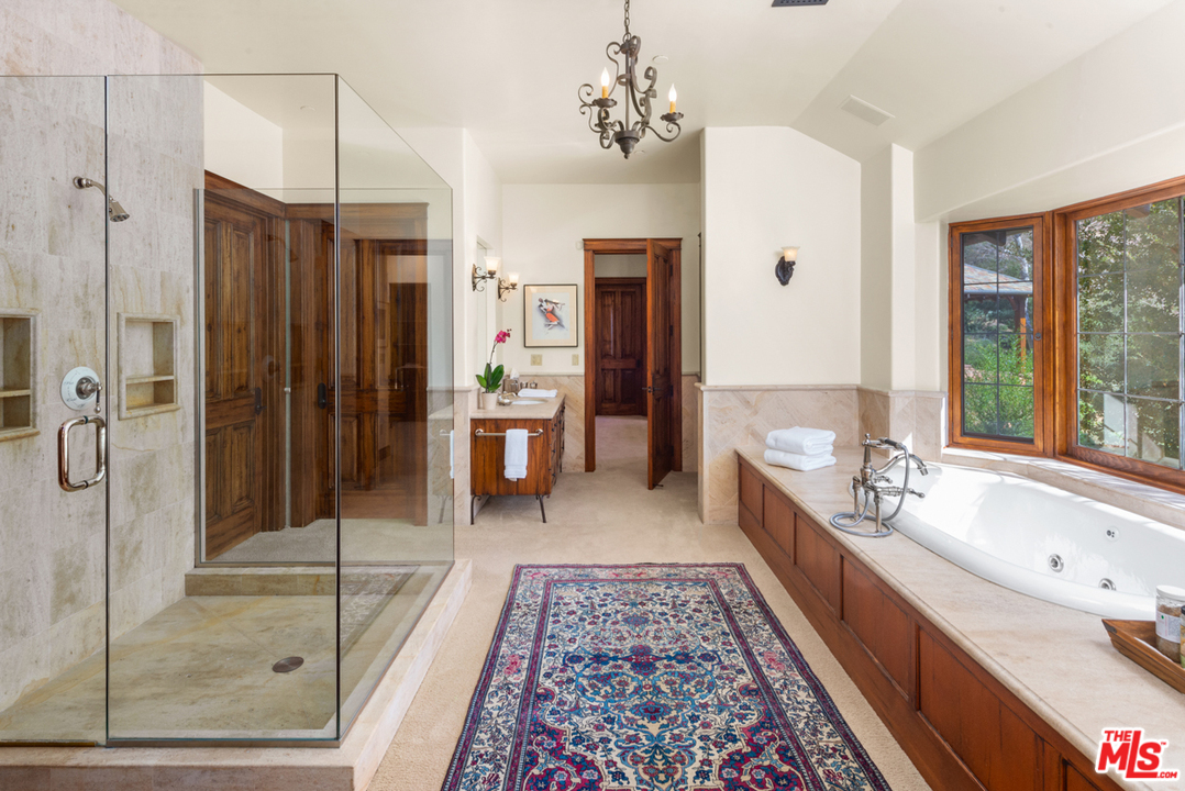 2662 Santa Maria Road Topanga, CA 90290 - Photo 23 of 53