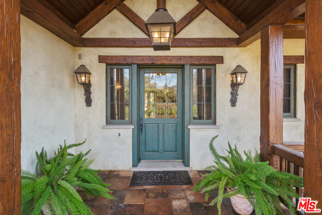 2662 Santa Maria Road Topanga, CA 90290 - Photo 5 of 53