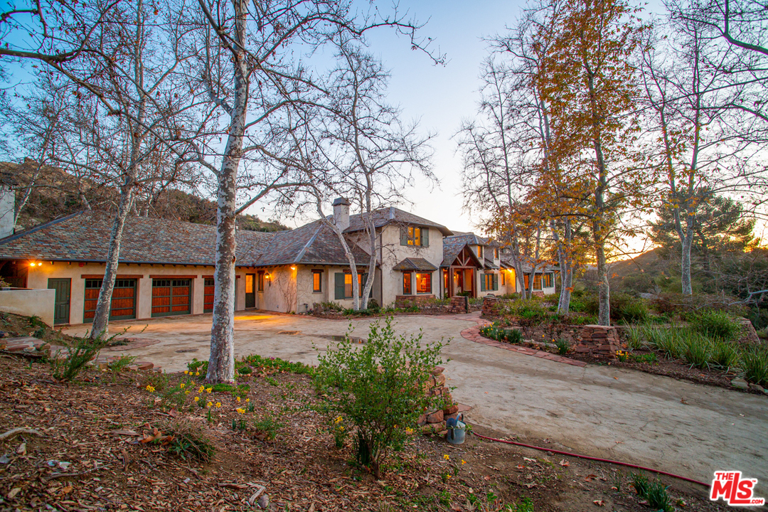 2662 Santa Maria Road Topanga, CA 90290 - Photo 45 of 53