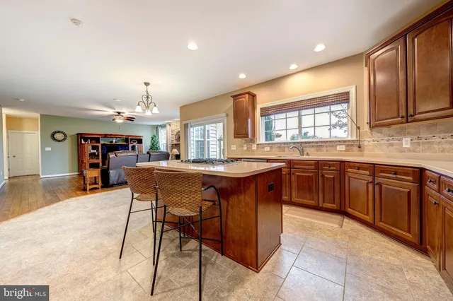 $1,049,900 | 36483 Winding Oak Place, Purcellville, VA 20132