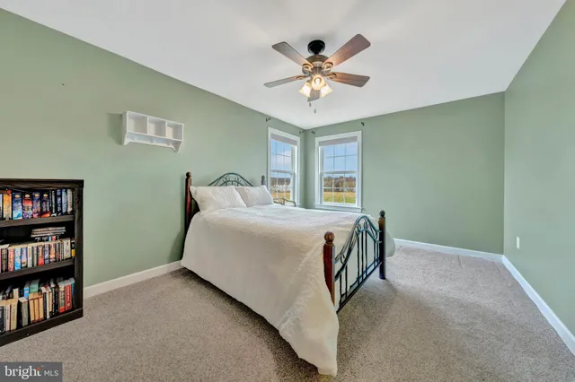 $1,095,000 | 36483 Winding Oak Place, Purcellville, VA 20132