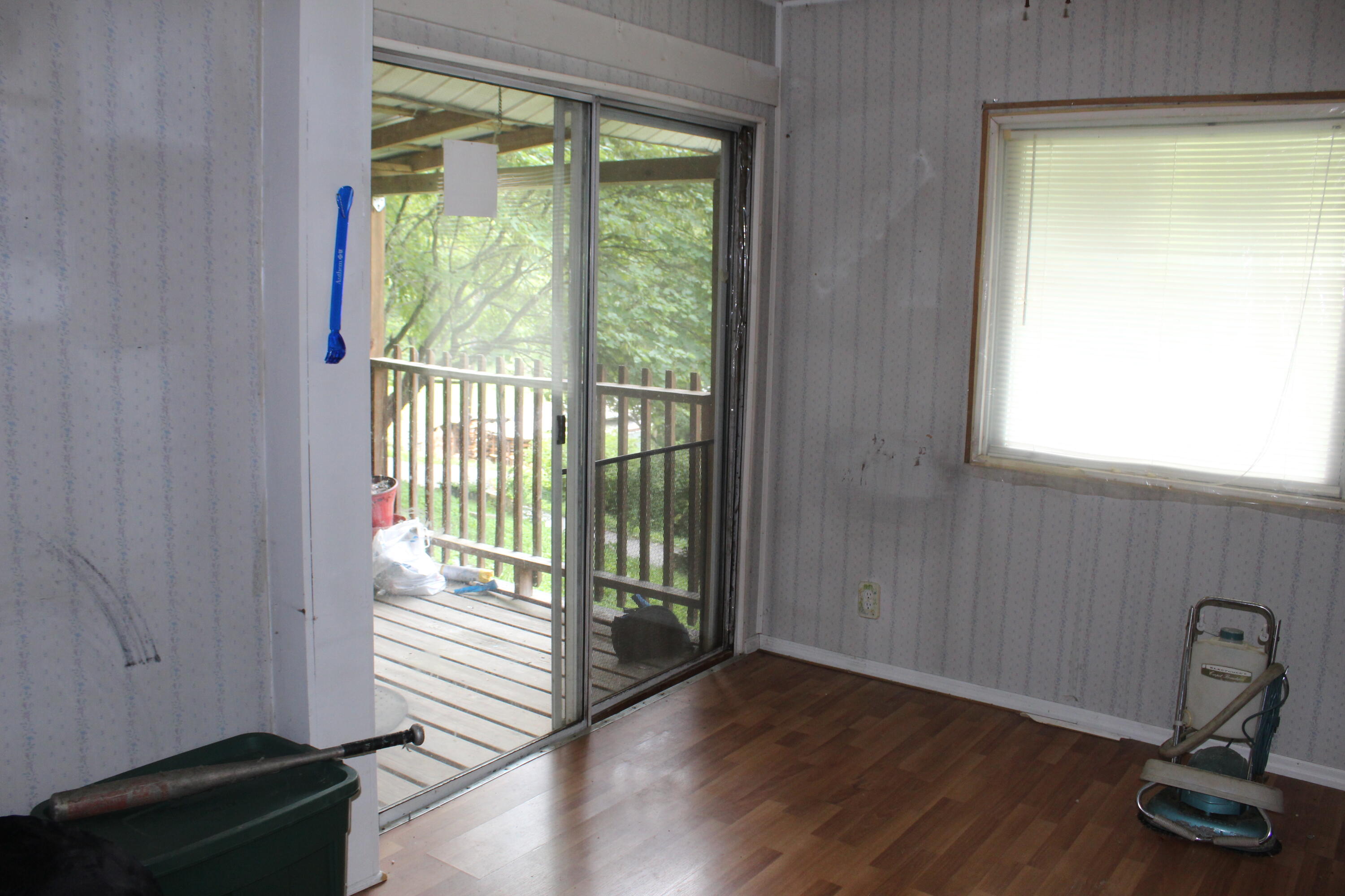121 Home Run Road Middlesboro, KY 40965 - Photo 18 of 18 IMG_0233